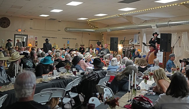 Rescue Rendezvous live auction room